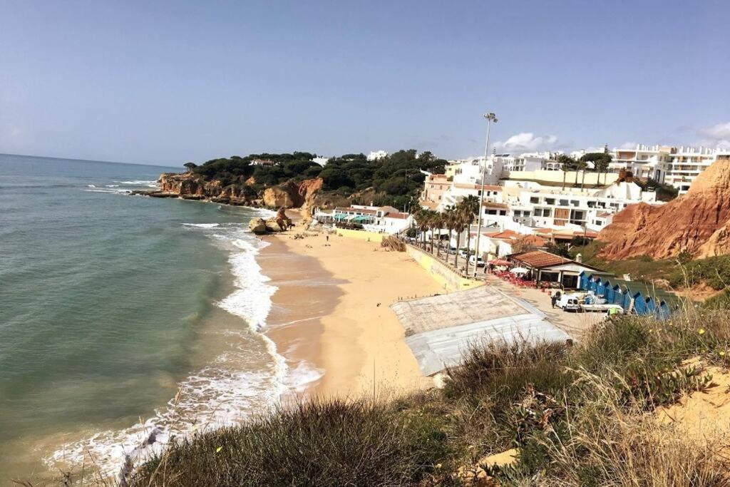 Magnifique Duplex Avec Piscine En Bord De Mer Apartamento Olhos de Agua  Exterior foto