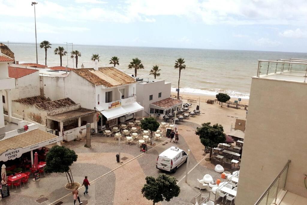 Magnifique Duplex Avec Piscine En Bord De Mer Apartamento Olhos de Agua  Exterior foto