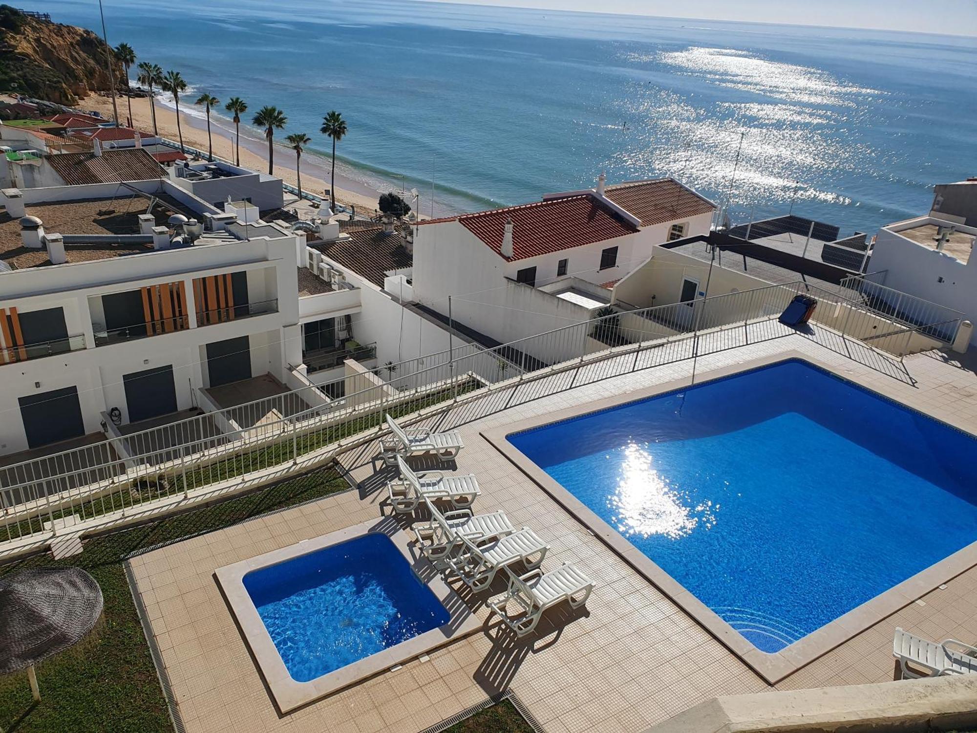 Magnifique Duplex Avec Piscine En Bord De Mer Apartamento Olhos de Agua  Exterior foto